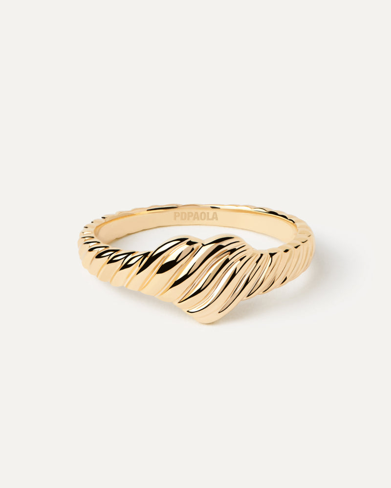 Ring of Runyas and Heart Senior Yelling Selling