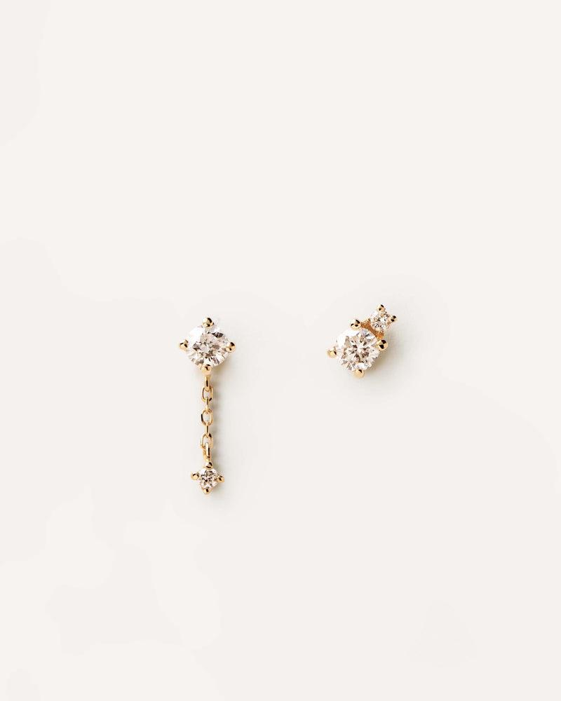 Asymmetric earrings in solid yellow gold with 0.23 carats lab-grown diamonds
