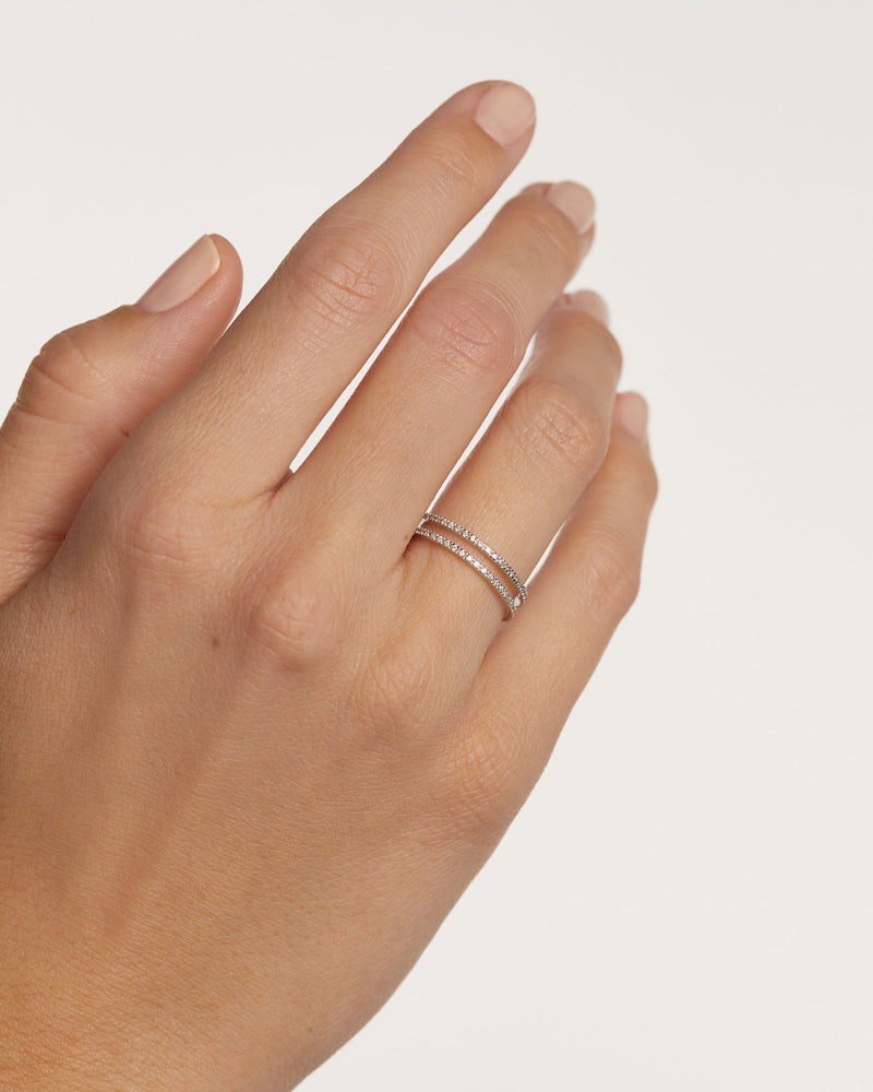 Diamonds And White Gold Eternity Dual Ring - 
  
    18K White gold / Rhodium silver plating
  
