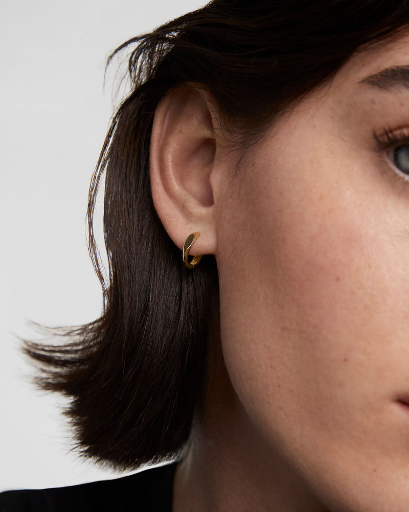 Gold Memoir Hoops - 
  
    18K Gold
  
