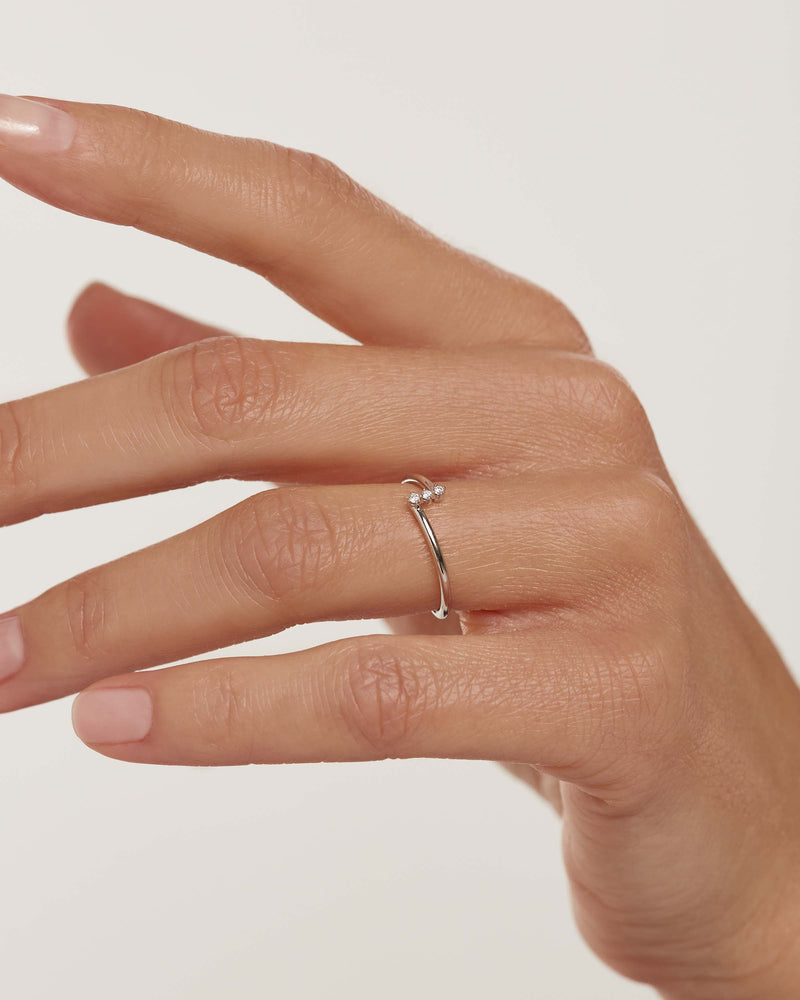 Diamonds and White Gold Balance Ring - 
  
    18K White gold / Rhodium silver plating
  
