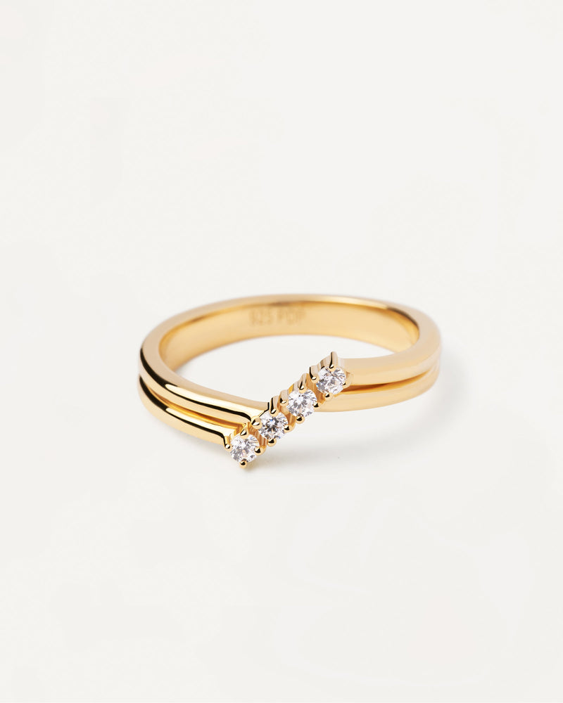 Asymetric 4-zirconia ring in gold-plated silver