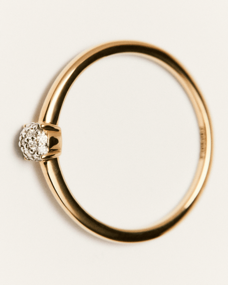 Slim round solitary ring in solid 18K yellow gold set with pavé lab-grown diamonds